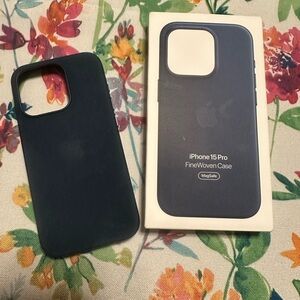 Apple iPhone 15 Pro FineWoven Case - Navy